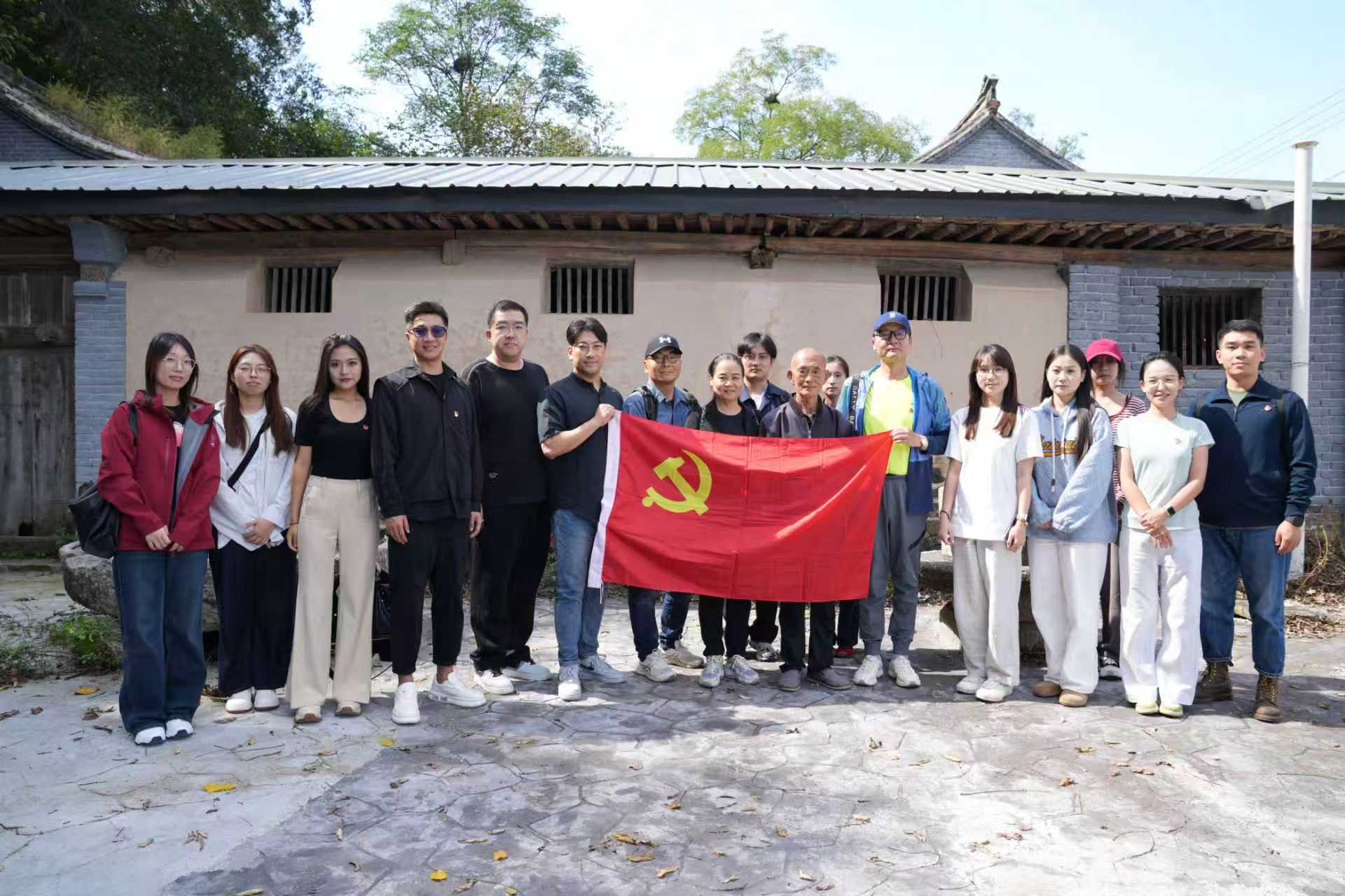 微信图片_20251014145307_64_174.jpg